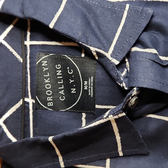 BROOKLYN CALLING N.Y.C men's button down shirt size M - Picture 4 of 4